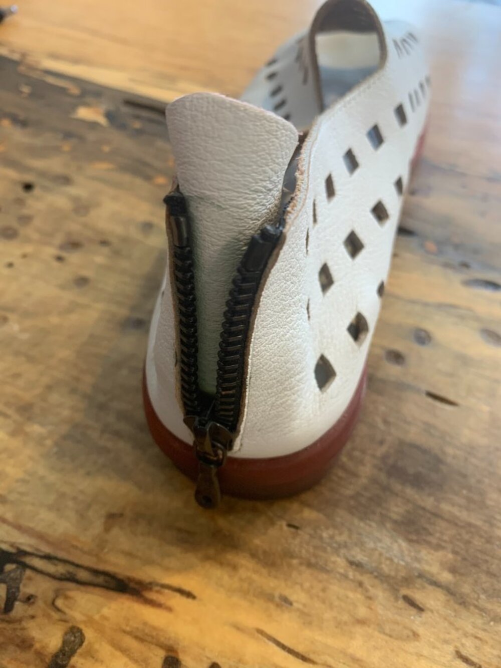 White flats - ARCHE -- Euro size 38 - Picture 5 of 8
